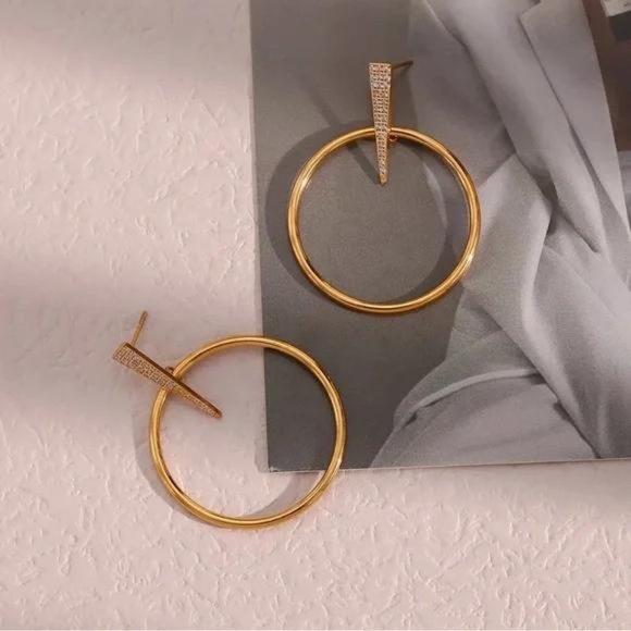 New Luxury 18K Gold Hoop Stud Earrings, NICE EARRINGS, CUTE EARRINGS - Picture 4 of 6